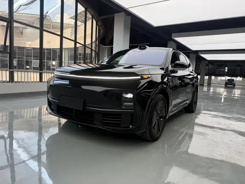 Li Auto Li L7, 2025