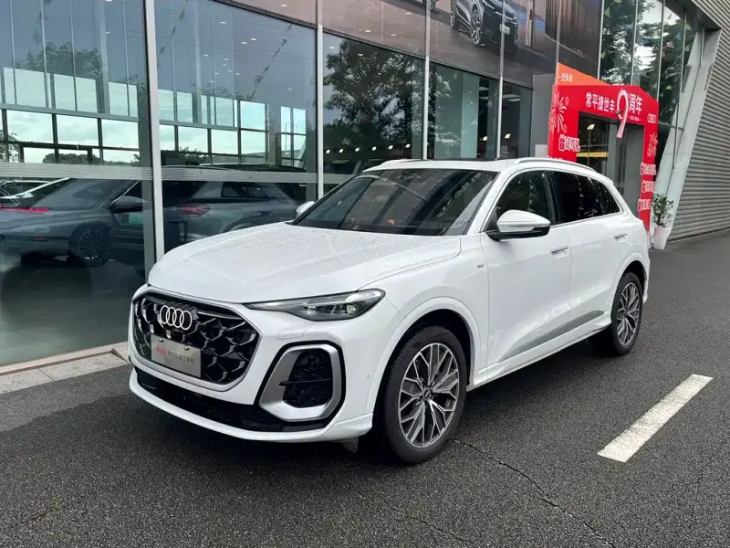 Audi Q5L, 2025