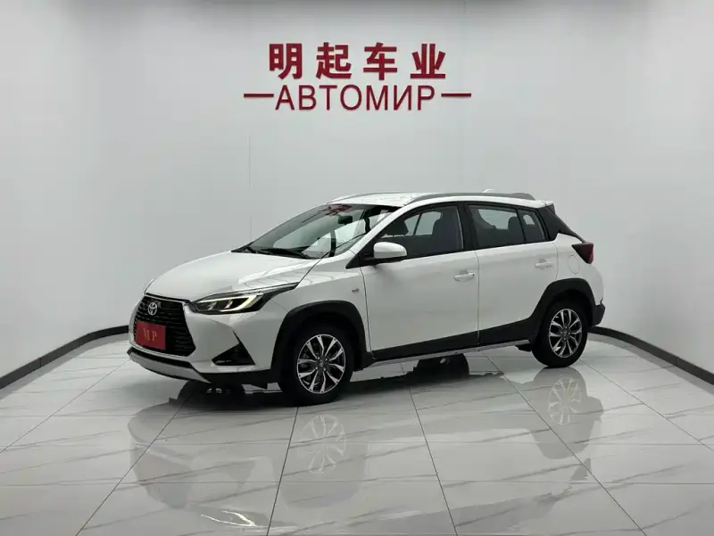 Toyota Yaris L, 2023