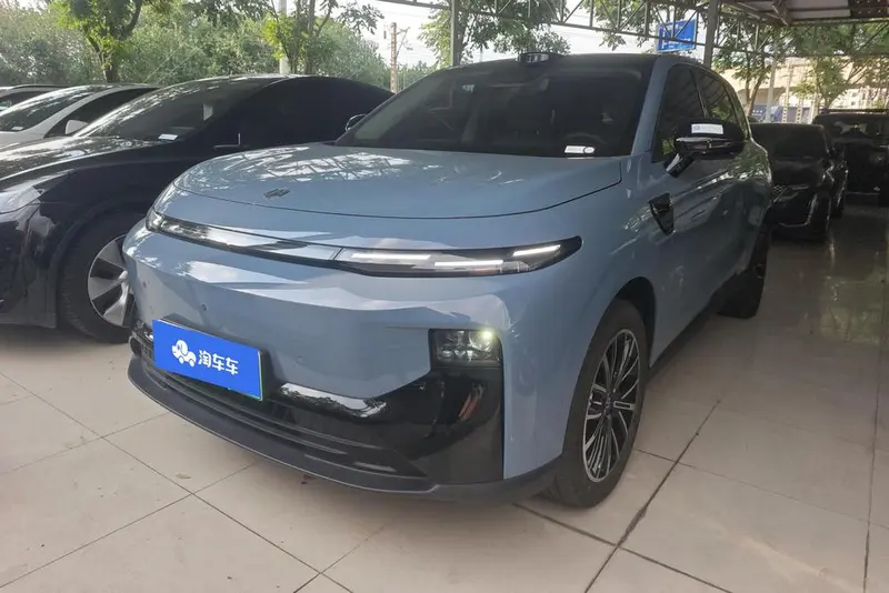 Leapmotor B10, 2025
