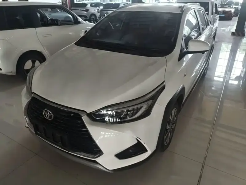 Toyota Yaris L, 2022