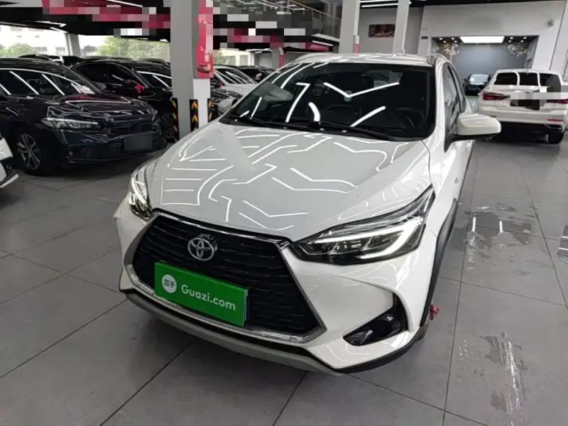 Toyota Yaris L, 2023
