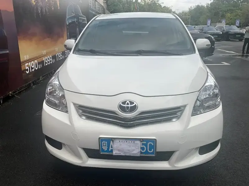 Toyota Verso, 2012
