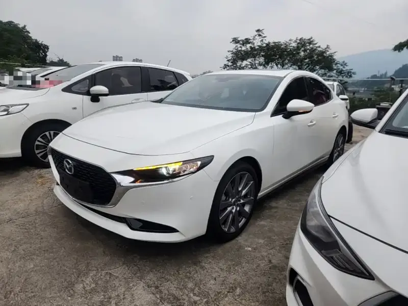 Mazda 3 Axela, 2021