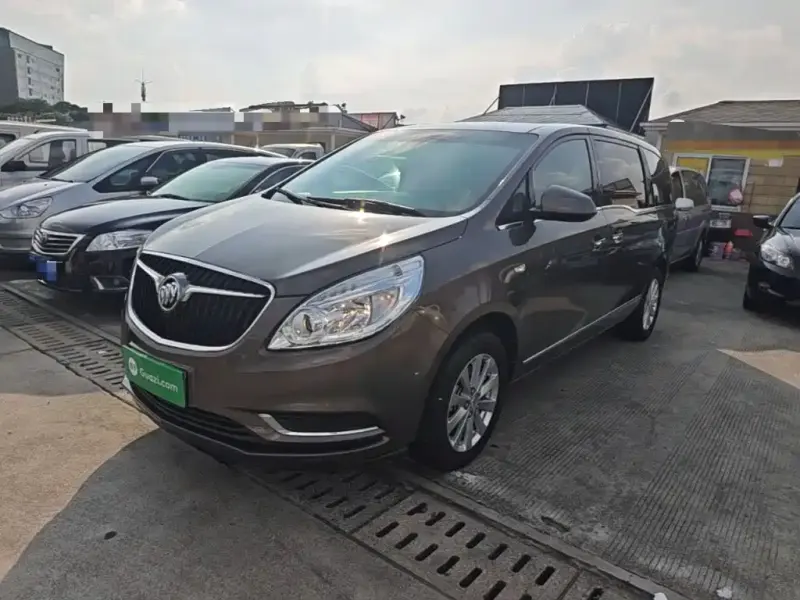 Buick GL8, 2017