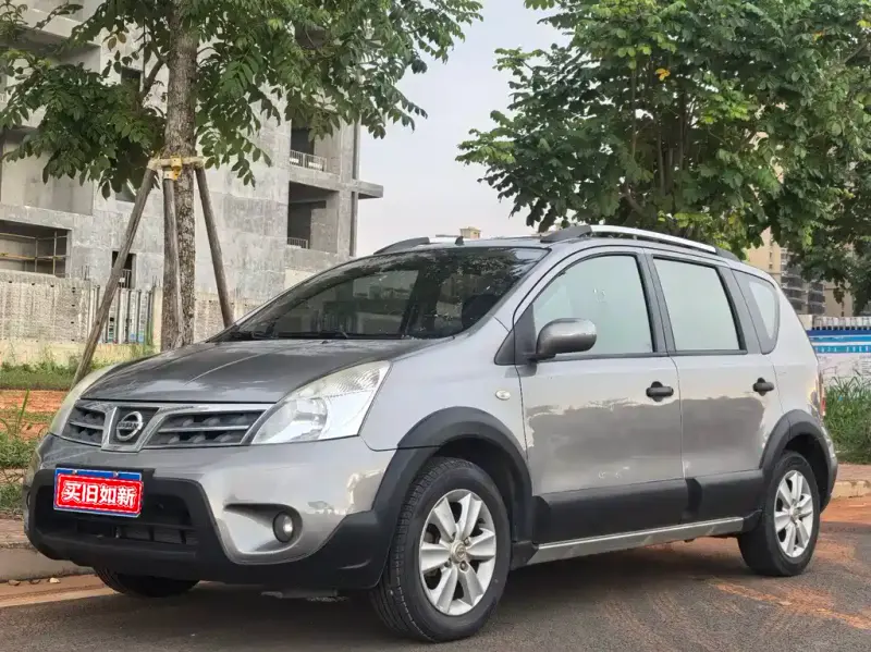 Nissan Livina, 2010