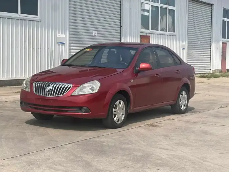 Buick Excelle, 2013