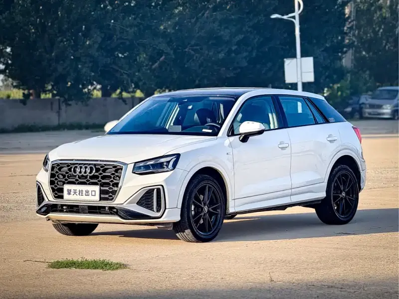 Audi Q2L, 2023