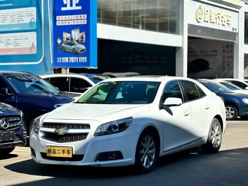Chevrolet Malibu, 2015