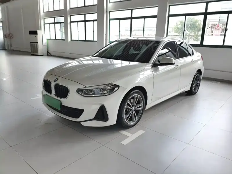 BMW 1 Series, 2021