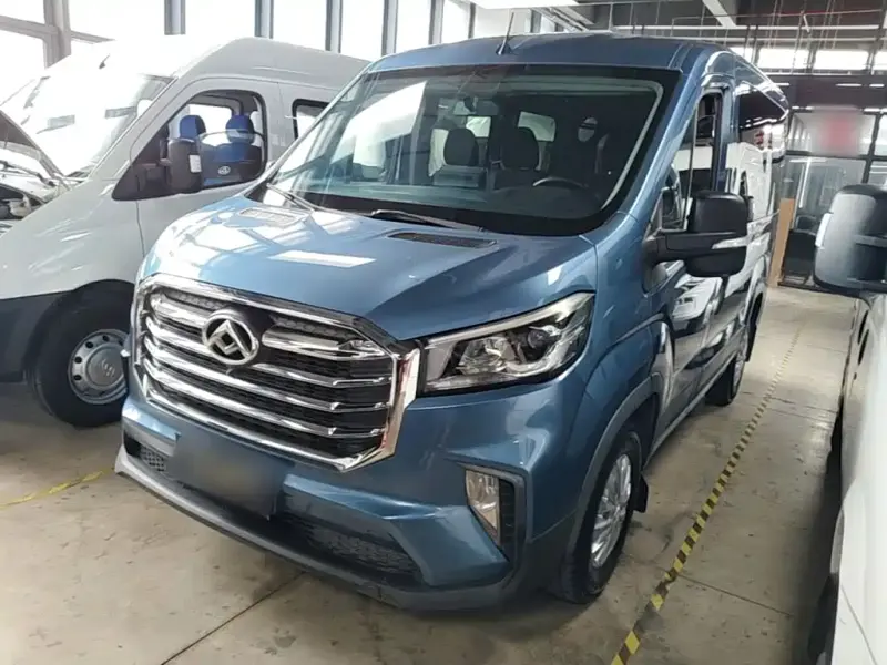 Maxus V90 V90 2019 версия 2.0T механика передний привод короткая база средняя крыша 6 мест, 2020 — фото 1