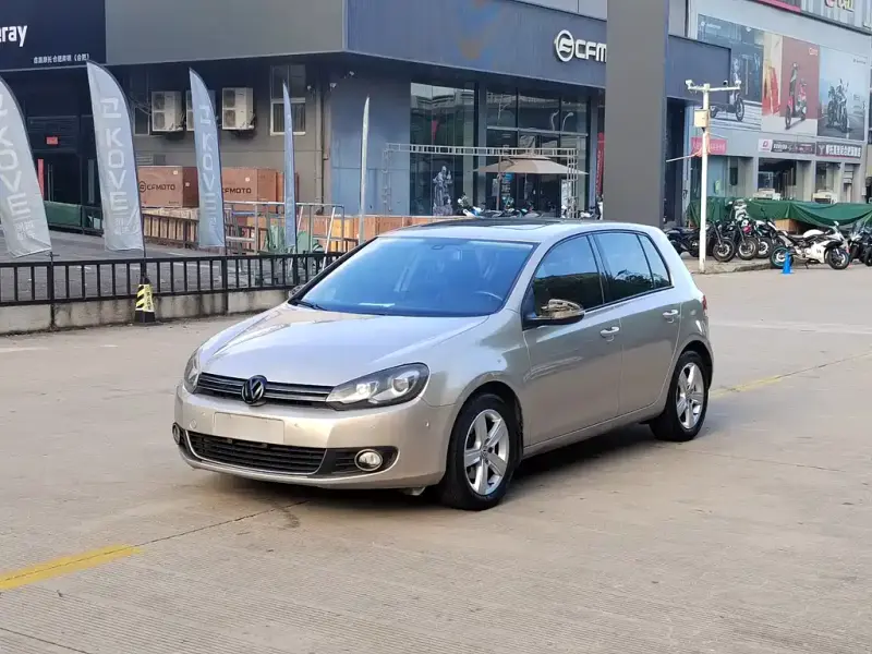 Volkswagen Golf, 2014