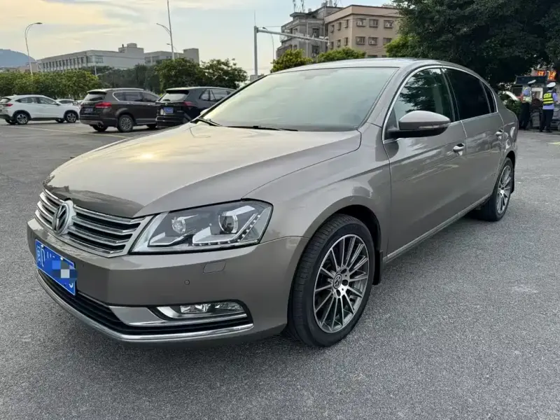 Volkswagen Magotan, 2012