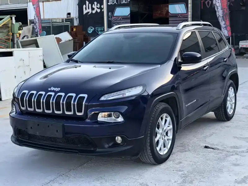 Jeep Cherokee, 2016