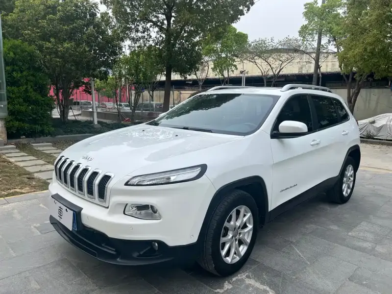 Jeep Cherokee, 2017