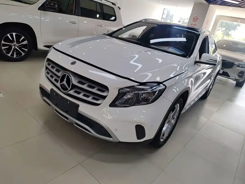 Mercedes-Benz GLA, 2018