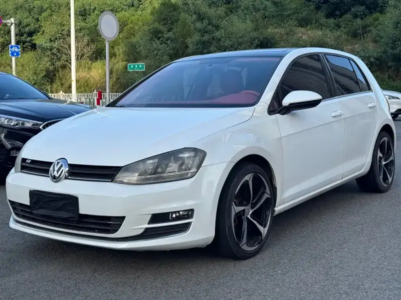 Volkswagen Golf, 2015