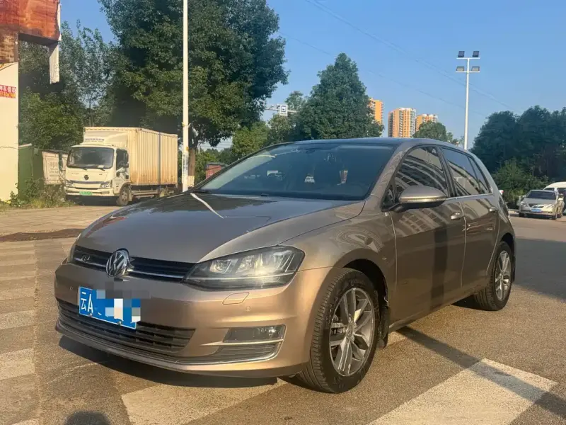 Volkswagen Golf, 2014