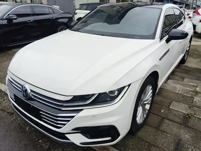 Volkswagen CC Volkswagen CC 2019 330TSI Charm Beauty Edition China V, 2019 — фото 1