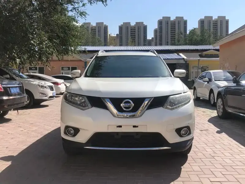 Nissan X-Trail, 2015