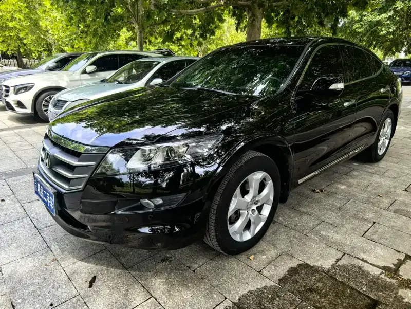 Honda Crosstour, 2013