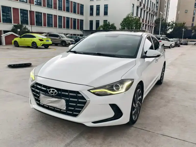 Hyundai Elantra, 2020