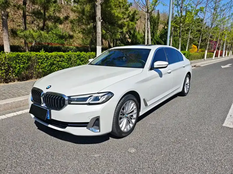 BMW 5 Series, 2023