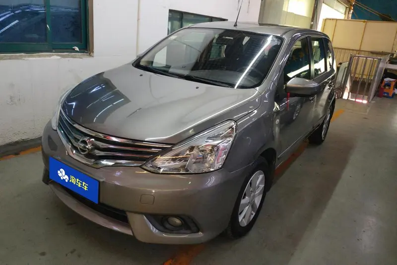 Nissan Livina, 2015