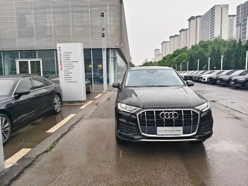 Audi Q7, 2022 — фото 1