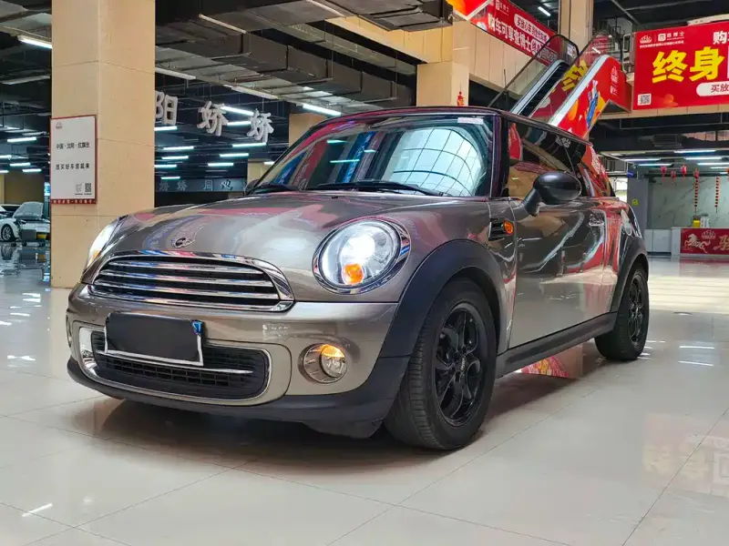 MINI Mini, 2013