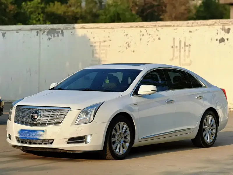 Cadillac XTS, 2015