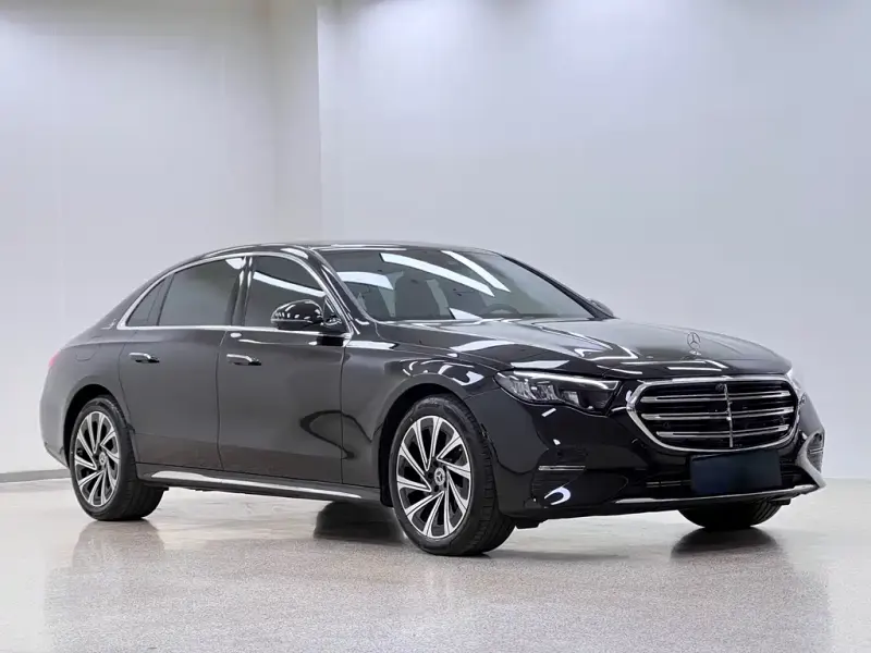 Mercedes-Benz E-Class, 2024