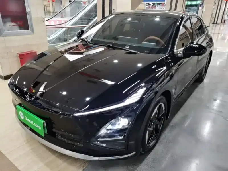 Wuling Xingguang Wuling Starlight 2025 610km Smart Flagship Type, 2025 — фото 1