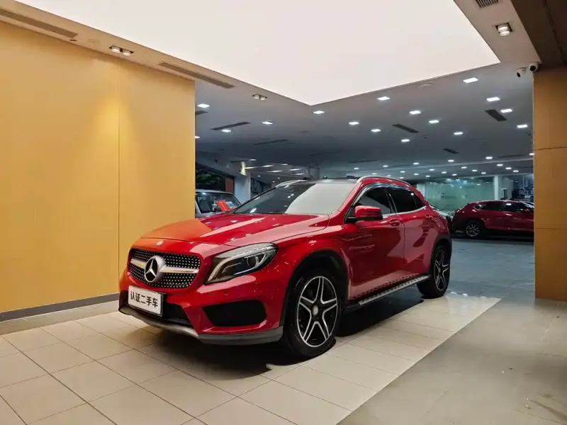 Mercedes-Benz GLA, 2016