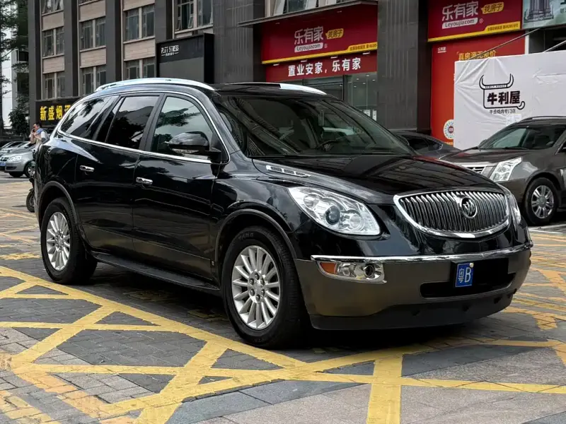 Buick Enclave, 2010