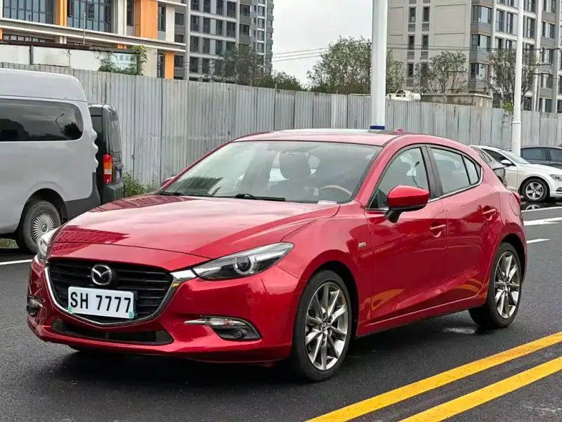 Mazda 3 Axela, 2018