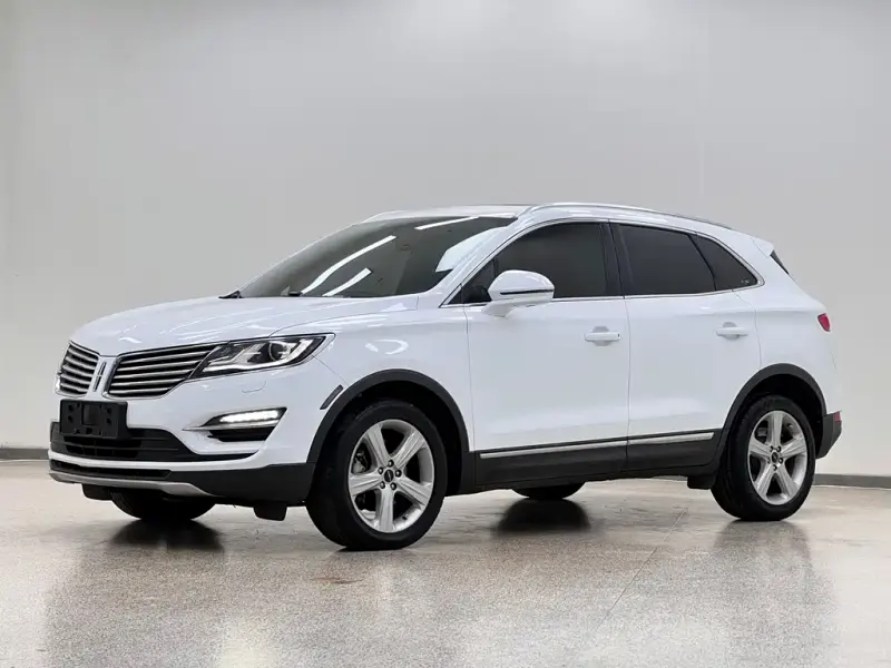 Lincoln MKC, 2017