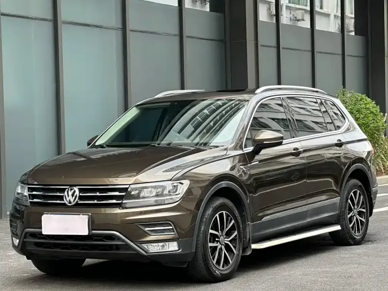 Volkswagen Tiguan L, 2018