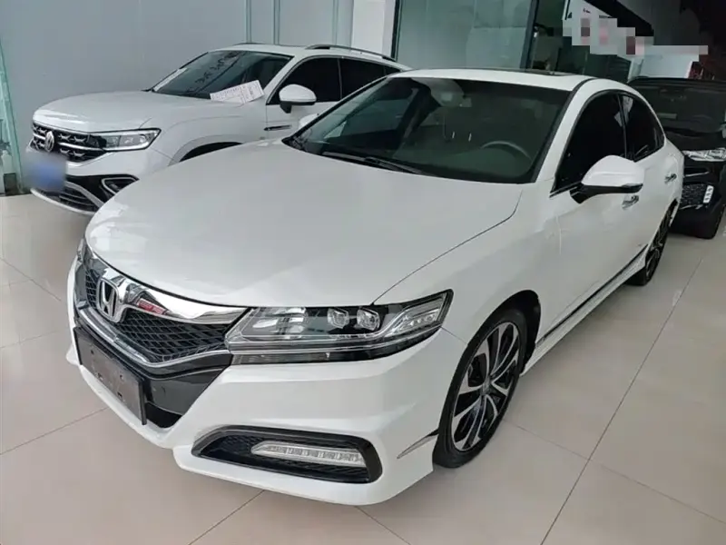 Honda Spirior, 2015 — фото 1