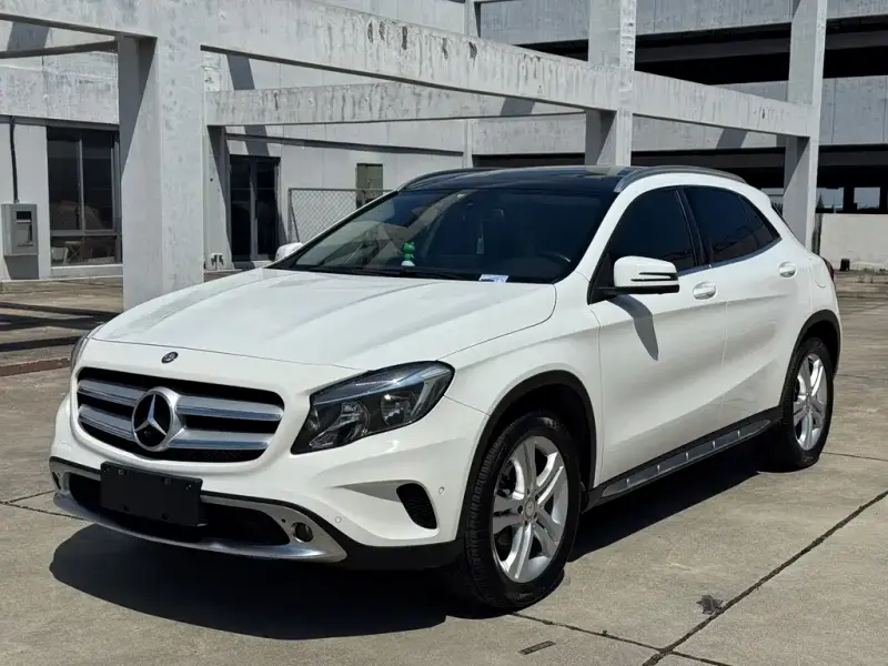 Mercedes-Benz GLA, 2016