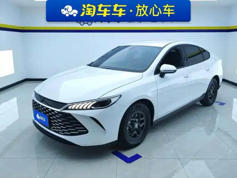 BYD Qin PLUS BYD Qin Plus 2025 DM-i Smart Drive Edition 55KM Leading Type, 2025 — фото 1