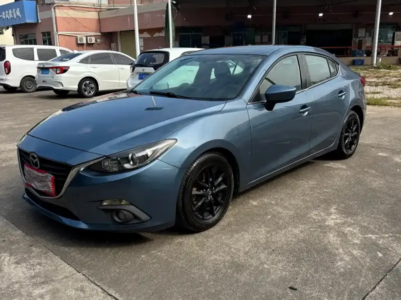 Mazda 3 Axela, 2016
