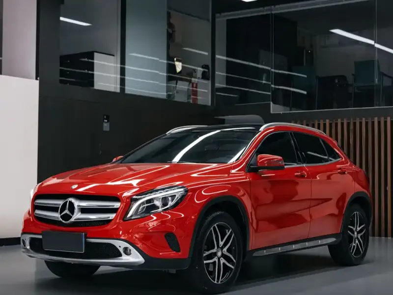 Mercedes-Benz GLA, 2015