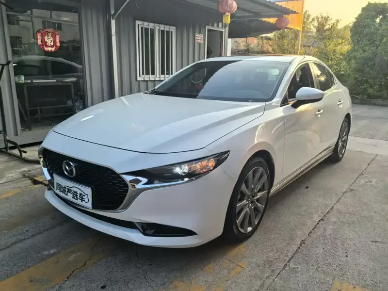 Mazda 3 Axela, 2022