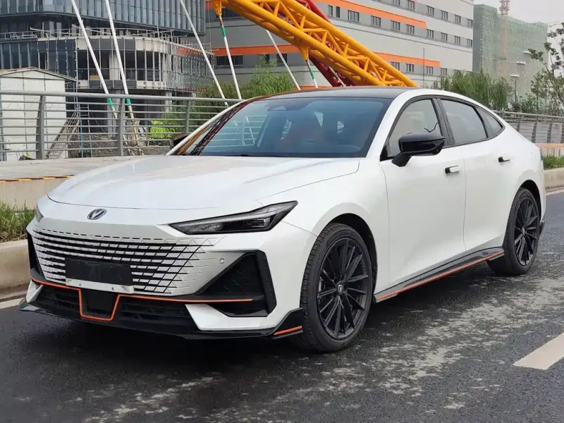 Changan UNI-V, 2023