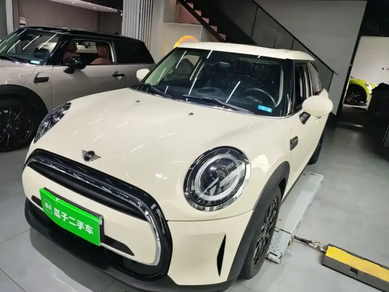 MINI Mini, 2021