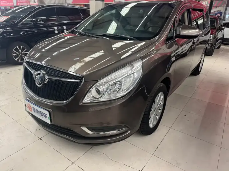 Buick GL8, 2018