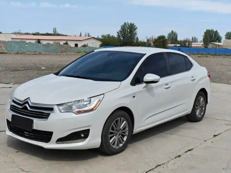 Citroen C4L C4L 2015 версия 1.8L автомат Продвинутая, 2016 — фото 1