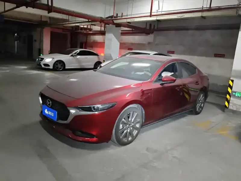 Mazda 3 Axela, 2022