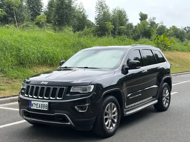 Jeep Grand Cherokee (Import), 2016